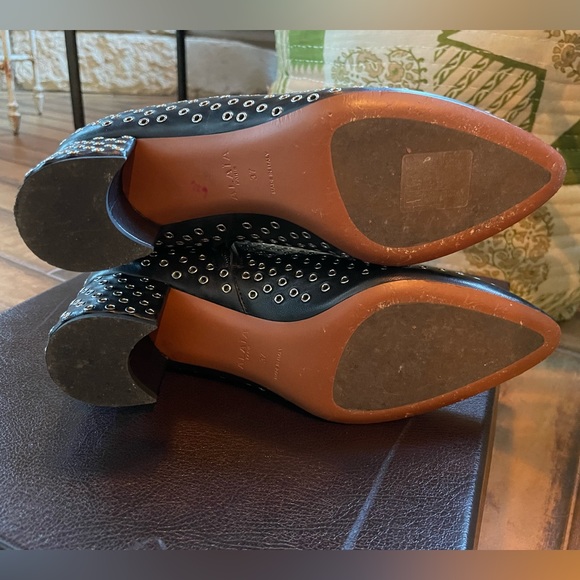 Gorgeous Grommet Studded Alaia Black Leather Boots (37) - Picture 8 of 9